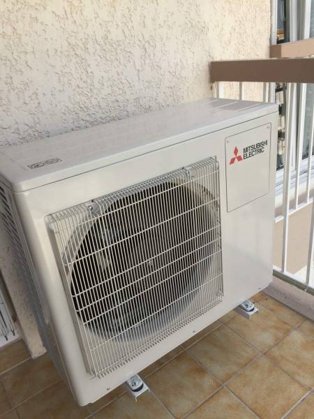 Pose de climatisation console silencieuse Montpellier : Confort thermique sur-mesure pour votre habitat