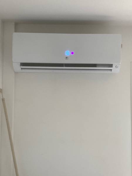 Nouvelle installation d’une pompe à chaleur air/air à Brissac dans l’Hérault (34) par le Groupe Solaireau